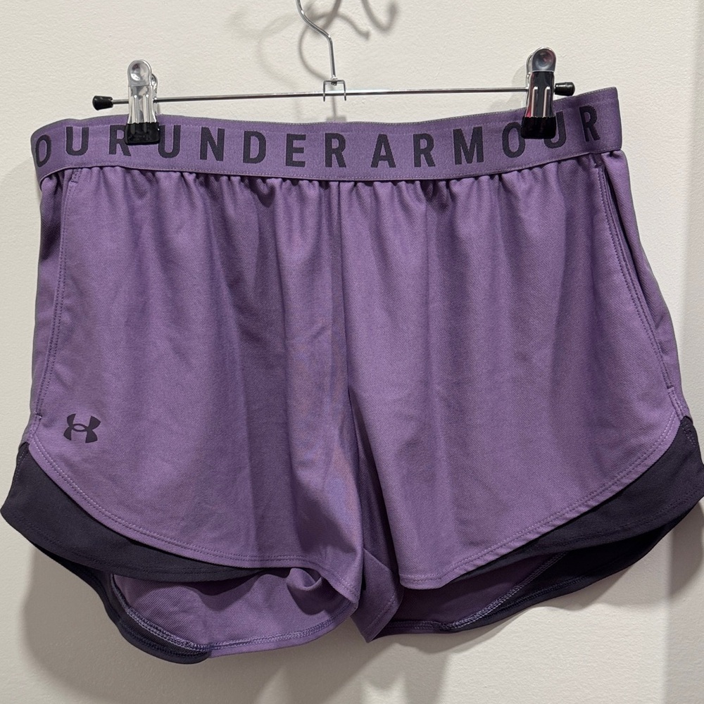 Under Armour Women's Purple Athletic Running Shorts with Contrast Trim xl